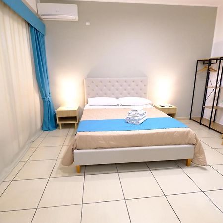 نابولي Donna Elena B&B المظهر الخارجي الصورة