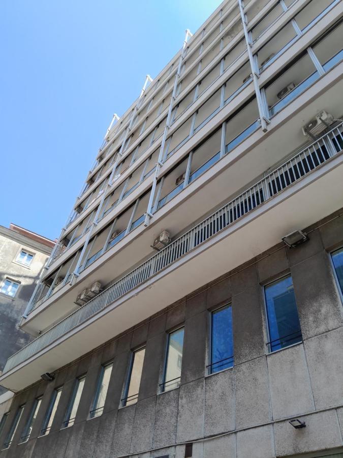 نابولي Donna Elena B&B المظهر الخارجي الصورة
