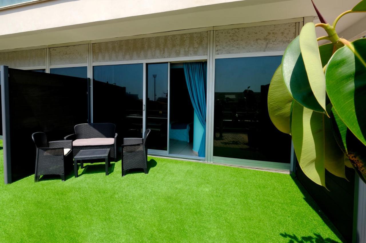 نابولي Donna Elena B&B المظهر الخارجي الصورة
