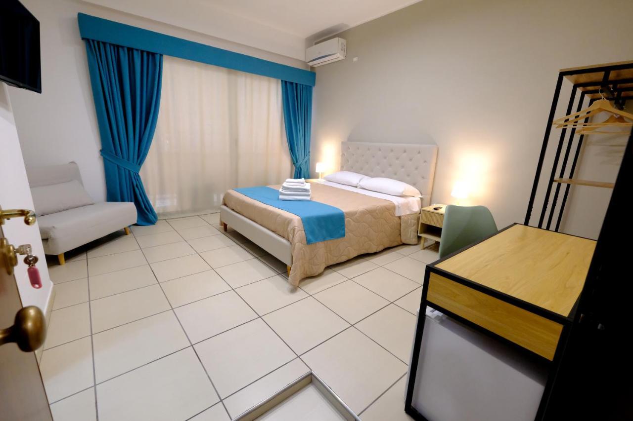 نابولي Donna Elena B&B المظهر الخارجي الصورة