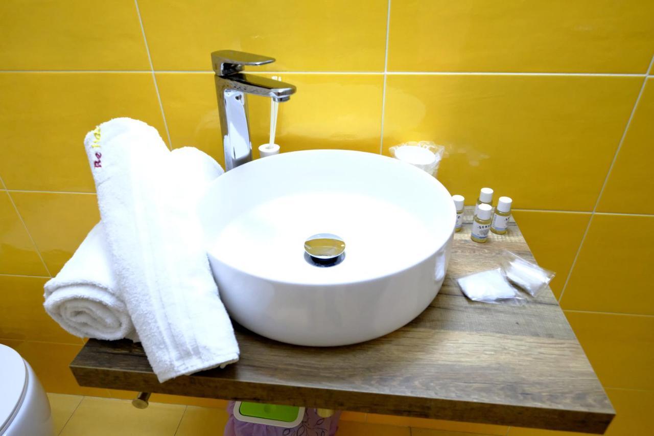 نابولي Donna Elena B&B المظهر الخارجي الصورة